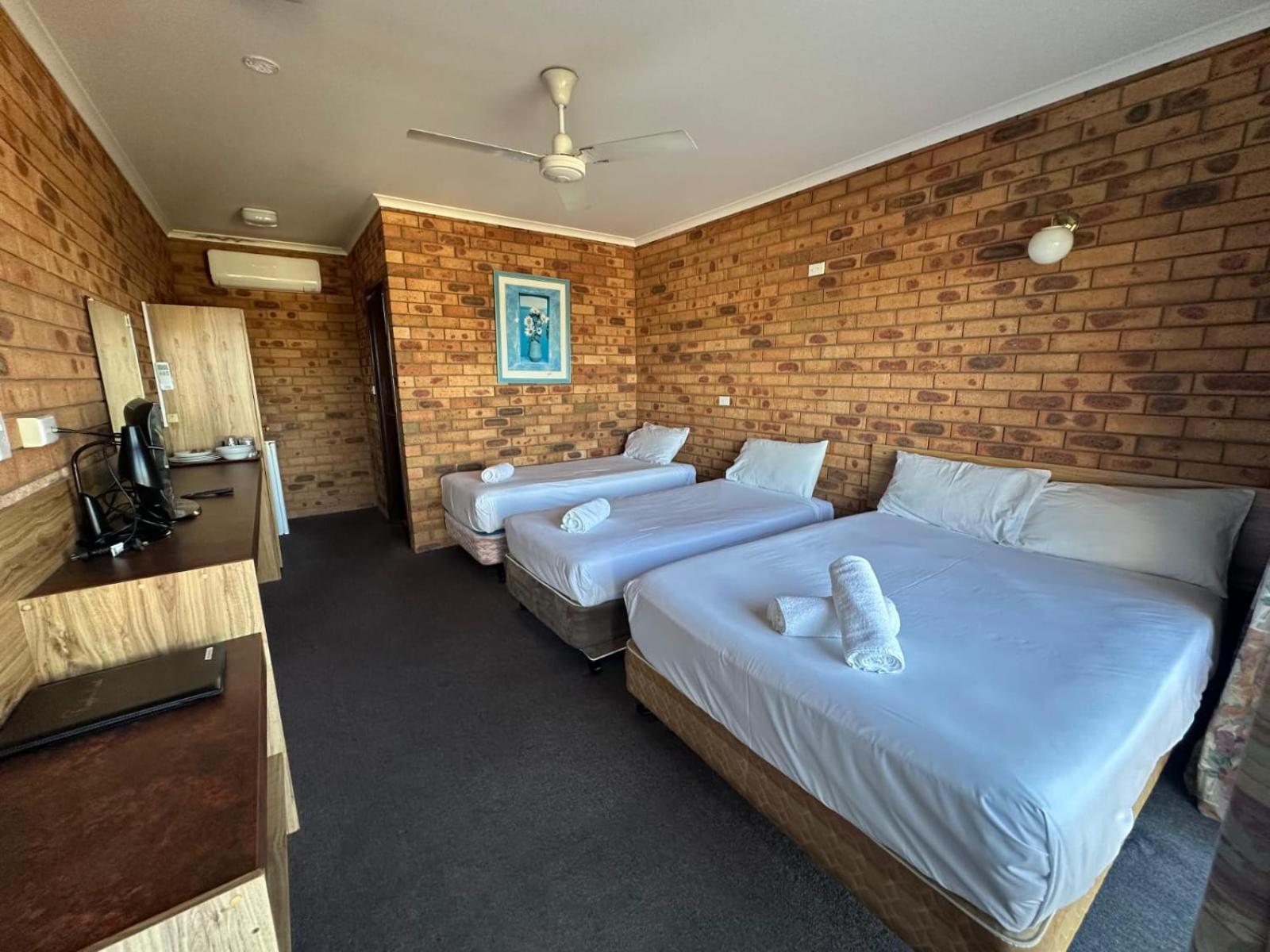 Merimbula Gardens Motel Екстер'єр фото